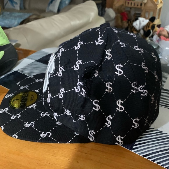 “CASH $” Hat - Picture 5 of 7